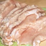 Kā parastu vistas krūtiņu pārvērst sulīgā šedevrā: aizmirstiet par sausu gaļu ka-parastu-vistas-krutinu-parverst-suliga-sedevra-aizmirstiet-par-sausu.jpg